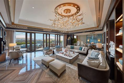 Suite (hotel) .